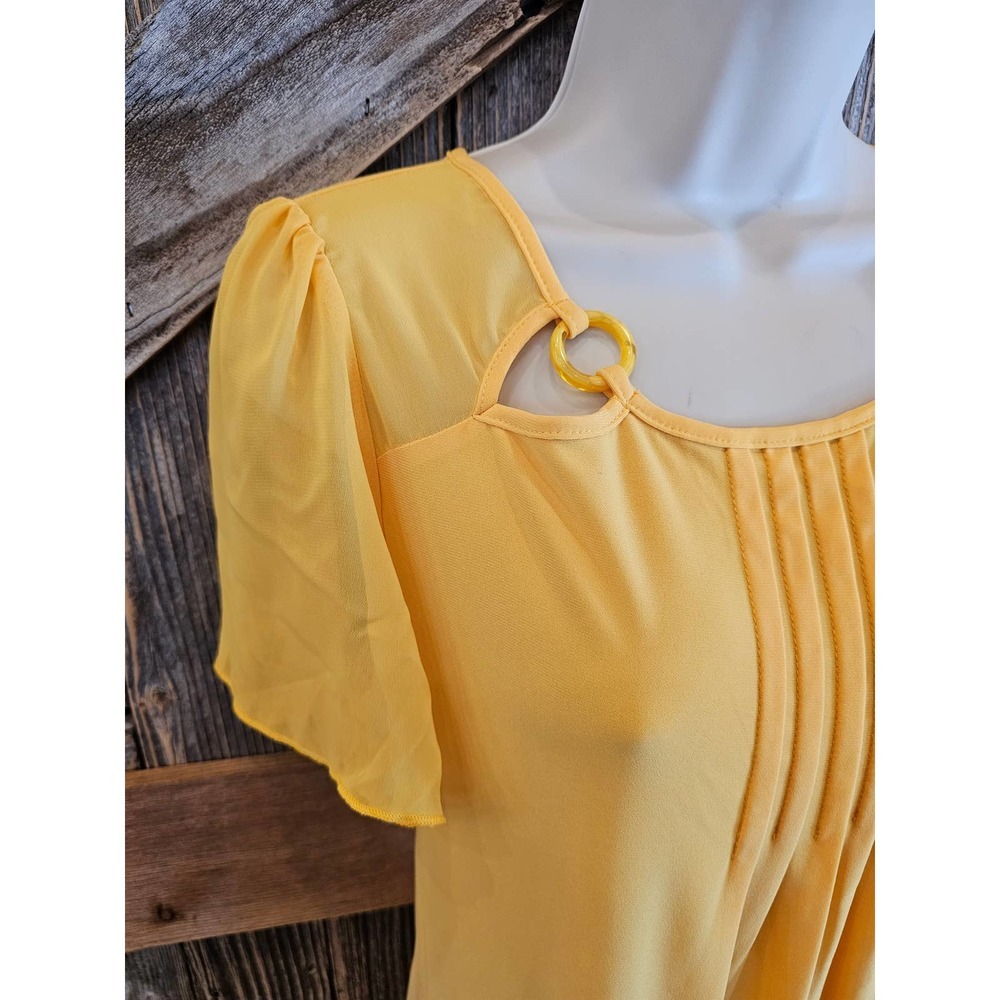 Atelier 29 bright yellow XL women's pleated front blouse EUC ^ - Picture 2 of 7